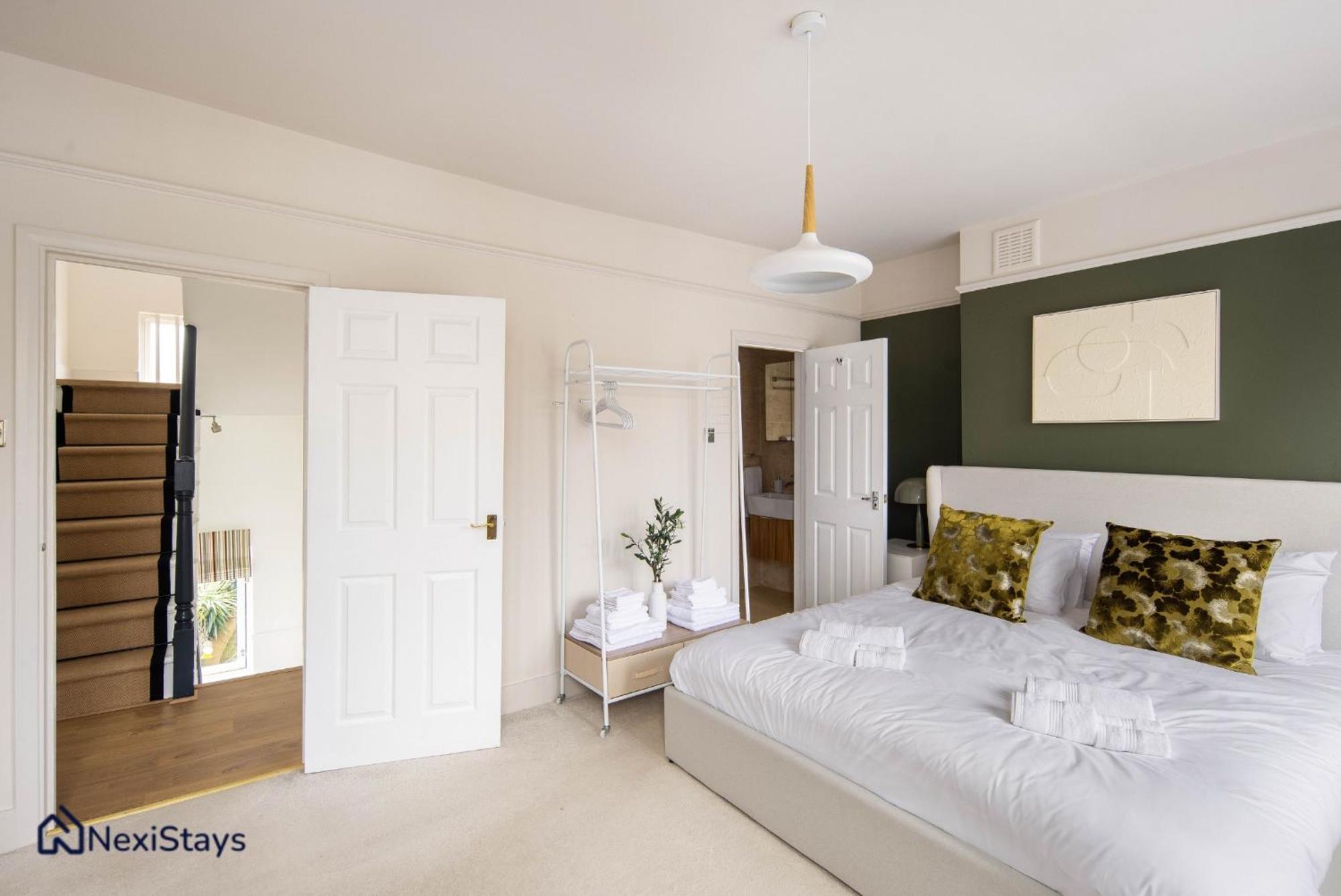 10 Mins Walk To The Oval, The Kennington Retreat Apartment Londra Exterior foto
