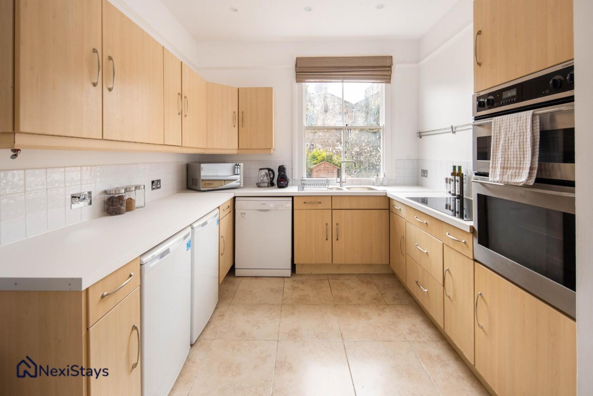 10 Mins Walk To The Oval, The Kennington Retreat Apartment Londra Exterior foto